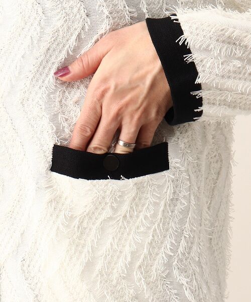 UNTITLED（アンタイトル）の「◆コットンリネン Vネックカーディガン（カーディガン/ボレロ・レディース・ネイビー系6/アイボリー系4・00/48/04/44/02）」の10枚目の写真