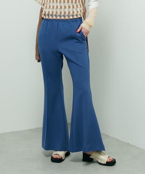 Lui's（ルイス）の「ラッパフレアパンツ（スラックス・レディース・ブラック/ブルー/ピンク・FREE）」の2枚目の写真