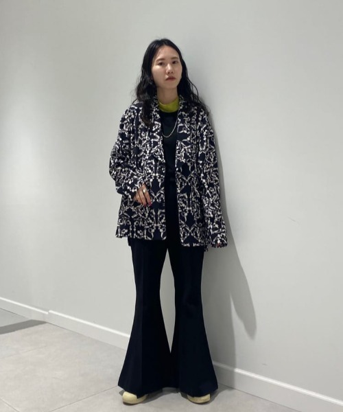 Lui's（ルイス）の「ラッパフレアパンツ（スラックス・レディース・ブラック/ブルー/ピンク・FREE）」の4枚目の写真