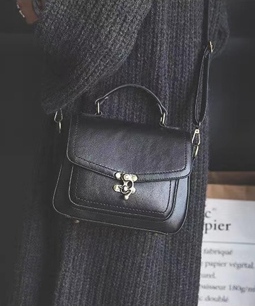 gossip！ロサンゼルス（ゴシップロサンゼルス）の「2WAY ショルダーバッグ（ショルダーバッグ・レディース・ブラック/グリーン/ブラウン・FREE）」の2枚目の写真