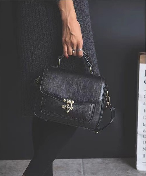 gossip！ロサンゼルス（ゴシップロサンゼルス）の「2WAY ショルダーバッグ（ショルダーバッグ・レディース・ブラック/グリーン/ブラウン・FREE）」の4枚目の写真