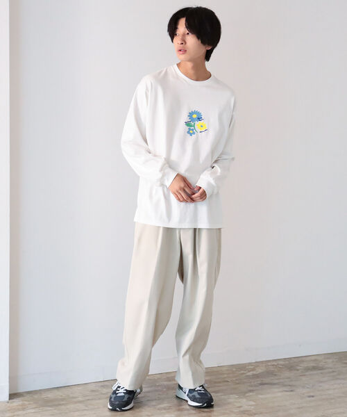BeAMS DOT(ビームスドット)の「【WEB限定】BeAMS DOT / フラワー プリント カットソー(Tシャツ/カットソー・メンズ・ホワイト/ブラック・MEDIUM/LARGE)」の6枚目の写真