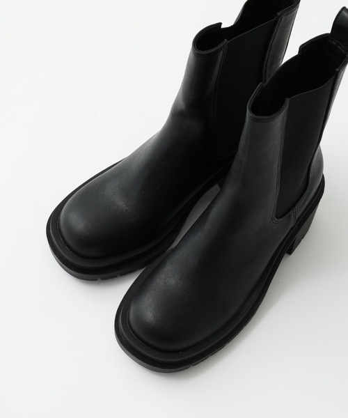 one after another NICE CLAUP（ワンアフターアナザーナイスクラップ）の「【2022AWアイテム】ヒールアップタンク底サイドゴアブーツ（ブーツ・レディース・ブラック/アイボリー/キャメル・SMALL/MEDIUM/LARGE）」の4枚目の写真