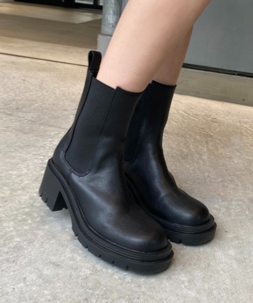 one after another NICE CLAUP（ワンアフターアナザーナイスクラップ）の「【2022AWアイテム】ヒールアップタンク底サイドゴアブーツ（ブーツ・レディース・ブラック/アイボリー/キャメル・SMALL/MEDIUM/LARGE）」の5枚目の写真