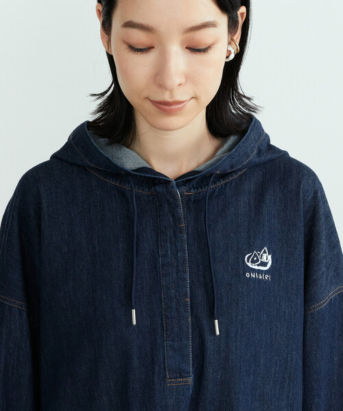 ONIGIRI（オニギリ）の「デニム　ビッグパーカワンピース（ワンピース・レディース・ネイビー/チャコール・FREE）」の11枚目の写真