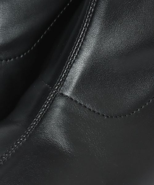 mysty woman（ミスティウーマン）の「レディライクショートブーツ 350713（ブーツ・レディース・ブラック/ブラウン/アイボリー・MEDIUM/LARGE）」の14枚目の写真