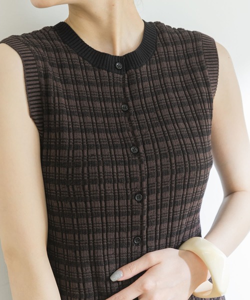 URBAN RESEARCH(アーバンリサーチ)の「ジオメトリック2WAYニット(ニット/セーター・レディース・ブラック系その他/ブルー系その他・FREE)」の3枚目の写真