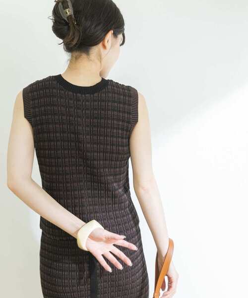 URBAN RESEARCH(アーバンリサーチ)の「ジオメトリック2WAYニット(ニット/セーター・レディース・ブラック系その他/ブルー系その他・FREE)」の6枚目の写真