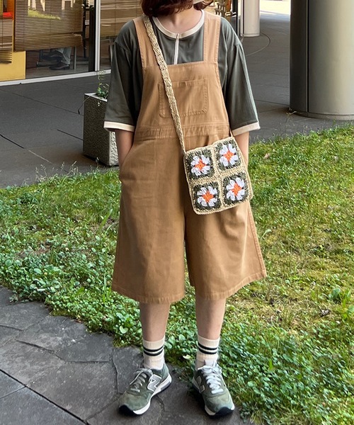 kutir（クティール）の「ハーフサロペット（サロペット/オーバーオール・レディース・ブラック/カーキ/ベージュ・SMALL/MEDIUM/LARGE）」の8枚目の写真