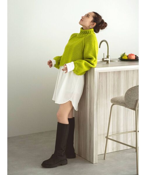 Ungrid(アングリッド)の「ローゲージハイネックショートニット(ニット/セーター・レディース・チャコールグレー/アイボリー/グリーン系その他・FREE)」の13枚目の写真