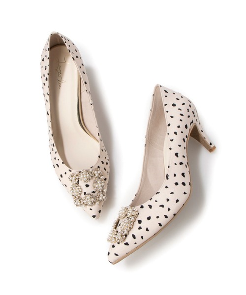 Launa lea（ラウナレア）の「【25秋冬新色】ビジューポインテッドトゥヒールパンプス(0484)（パンプス・レディース・グレー系その他/ブラック/ダークグリーン/ブラック系その他/ローズ/ラベンダー/ピンクベージュ/ライトベージュ/ライトブルー/アイボリー/ブルー/ピンク系その他/ホワイト系その他/ミント/ブルー系その他/ライトピンク/ベビーピンク/グレイッシュブルー・24.5cm/25.0cm/23.5cm/22.5cm/24.0cm/22.0cm/23.0cm）」の15枚目の写真