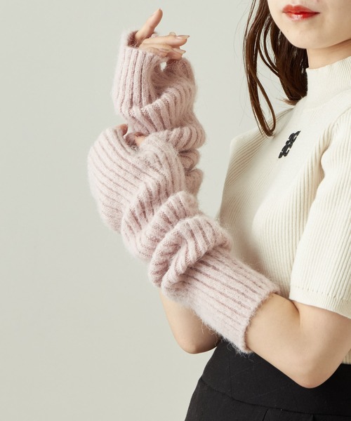 Chico（チコ）の「【2022AW】シャギーリブアームウォーマー（アームカバー・レディース・ブラック/グレー/ピンク/アイボリー/ブルー系その他・FREE）」の7枚目の写真