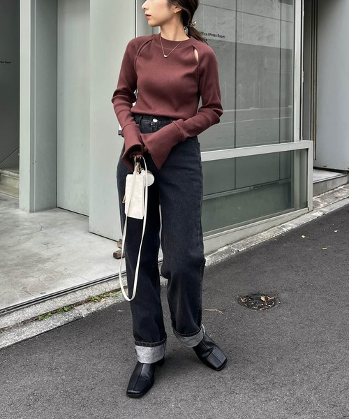 CAPRICIEUX LE'MAGE（カプリシューレマージュ）の「カットアウトリブTシャツ（Tシャツ/カットソー・レディース・アイボリー/ブラック/ブラウン・FREE）」の14枚目の写真