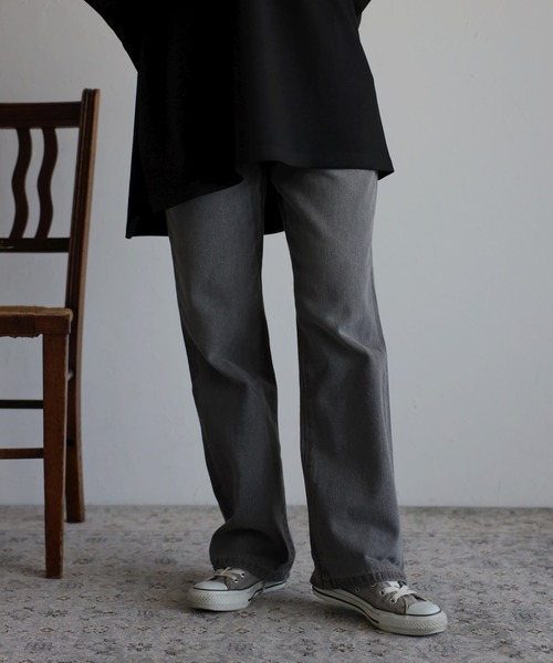 amini(アミニ)の「ストレートハイウエストデニム(デニムパンツ・レディース・グレー/インディゴブルー/ブルー・MEDIUM)」の2枚目の写真
