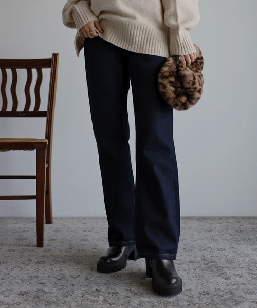 amini(アミニ)の「ストレートハイウエストデニム(デニムパンツ・レディース・グレー/インディゴブルー/ブルー・MEDIUM)」の1枚目の写真