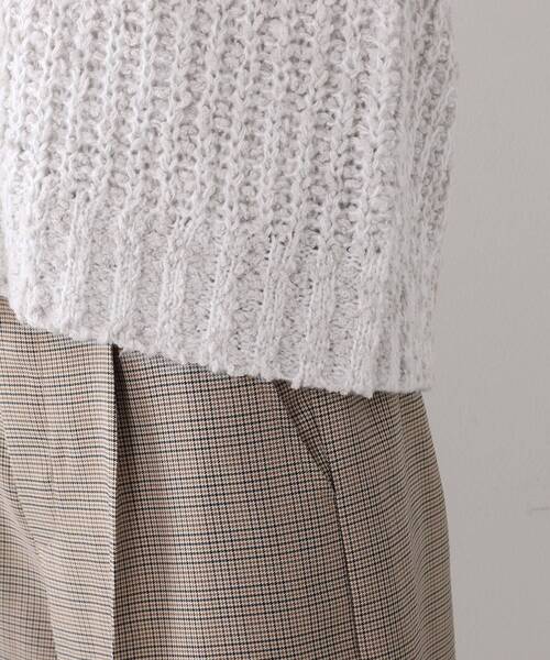 Cutie Blonde（キューティーブロンド）の「◆Vネック ふわふわMIXニットベスト（ベスト・レディース・ブラック/グレー・00）」の10枚目の写真