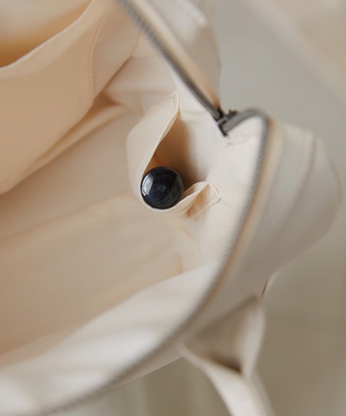 TINA:JOJUN(ティーナジョジュン)の「ミニ ボストンバッグ TINA:JOJUN(ボストンバッグ・レディース・ブラウン/アイボリー/ブラック・F)」の11枚目の写真