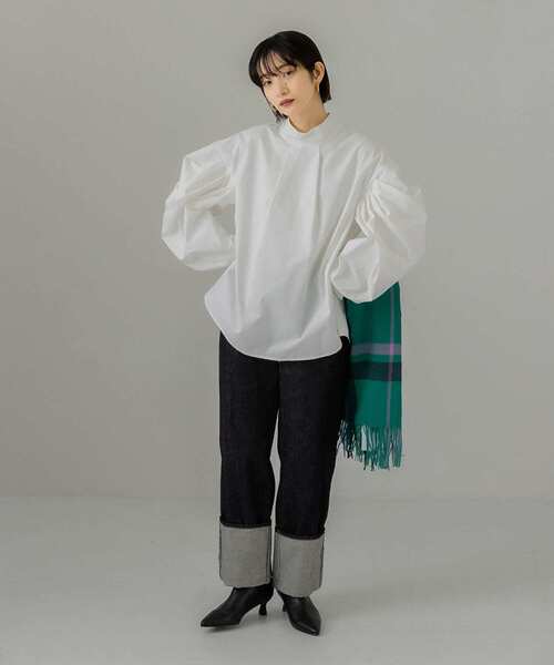 KBF(ケイビーエフ)の「エクストラスリーブブラウス(シャツ/ブラウス・レディース・オフホワイト/ブラック/グレー系その他・ONE)」の6枚目の写真