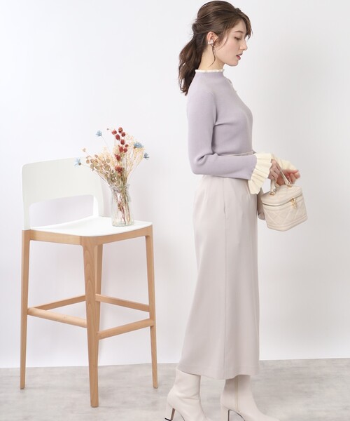 couture brooch(クチュールブローチ)の「◆【プチプラ!コーデに華を添える1枚】フリルリブニット(ニット/セーター・レディース・オフホワイト/ブラック/ライトグレー/ライトグリーン・38/34/42)」の17枚目の写真