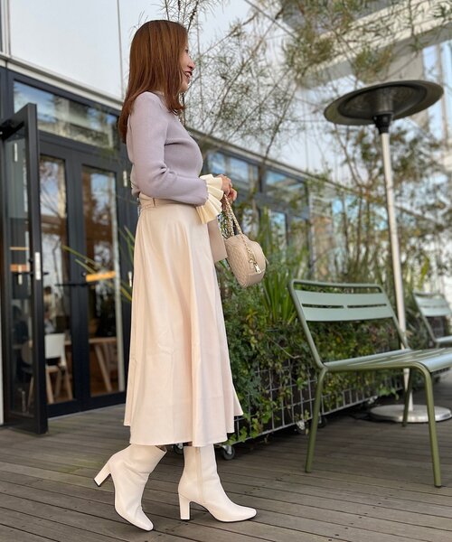 couture brooch(クチュールブローチ)の「◆【プチプラ!コーデに華を添える1枚】フリルリブニット(ニット/セーター・レディース・オフホワイト/ブラック/ライトグレー/ライトグリーン・38/34/42)」の20枚目の写真