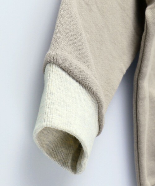 BRANSHES（ブランシェス）の「カレッジロゴ裏毛トレーナー（スウェット・キッズ・グリーン/ブラウン・110/100/130/120/150/140）」の19枚目の写真