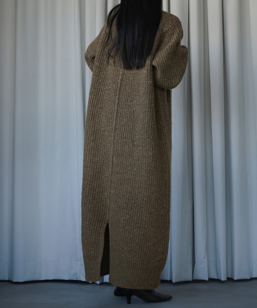 Ezick(エジック)の「Mix nep ヘンリーニットワンピース(ワンピース・レディース・グレー/ブラウン・FREE)」の14枚目の写真