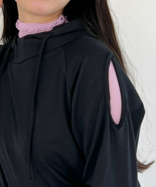 Loueme(ルエム)の「オープンショルダーカットソートップス(Tシャツ/カットソー・レディース・ブラック/グレー/ホワイト/ライトグリーン・FREE)」の20枚目の写真