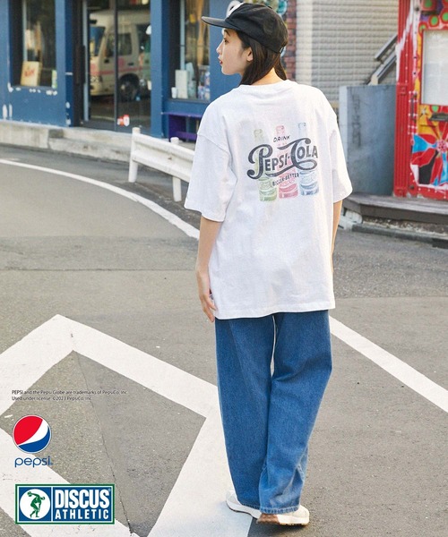 DISCUS ATHLETIC（ディスカス　アスレチック）の「【DISCUS ATHLETIC×PEPSI】コラボ ヴィンテージライク バックプリント/ロゴ刺繍 オーバーサイズ 半袖クルーネックTシャツ（Tシャツ/カットソー・レディース・ホワイト系3/ホワイト系1/ブラック系2/ブラック系1/ホワイト系2/ブラック系3・M）」の13枚目の写真