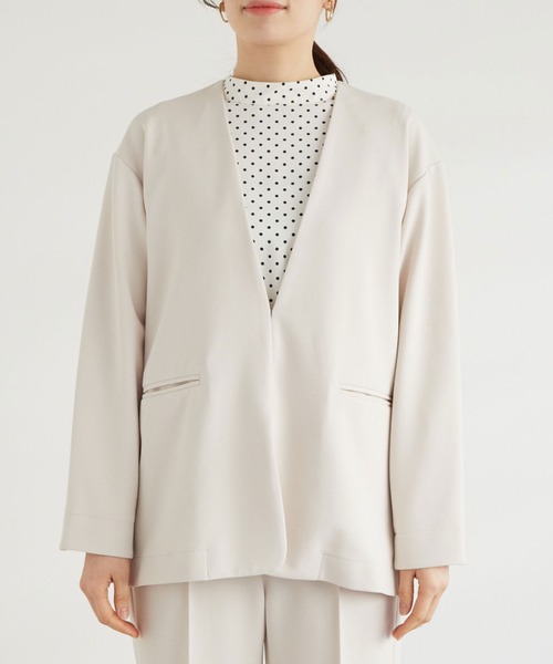 【美品】CADUNE カットジョーゼットジャケット ノーカラー バックフリル 美品】CADUNE カットジョーゼットジャケット ノーカラー バック