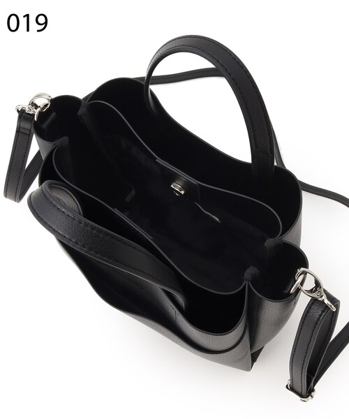 SHOO・LA・RUE（シューラルー）の「◆【取り外し可能なショルダーベルト付き】ふわっと軽い スクエア トートバッグ（トートバッグ・レディース・イエロー/グレー/アイボリー系4/ブラック・00）」の11枚目の写真