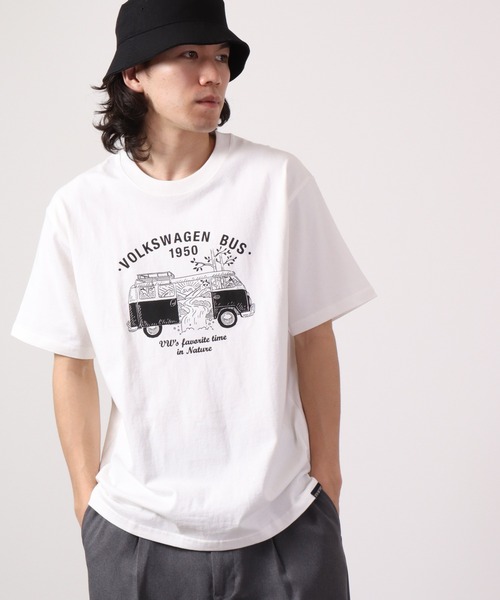Volkswagen(フォルクスワーゲン)の「VOLKS WAGEN プリントクルーネック半袖Tシャツ(Tシャツ/カットソー・メンズ・オレンジ/チャコールグレー/カーキ/ホワイト/イエロー/ホワイト系その他/ライトブルー/モカ・L/XL/S/M)」の2枚目の写真