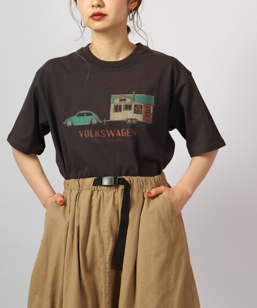 Volkswagen(フォルクスワーゲン)の「VOLKS WAGEN プリントクルーネック半袖Tシャツ(Tシャツ/カットソー・メンズ・オレンジ/チャコールグレー/カーキ/ホワイト/イエロー/ホワイト系その他/ライトブルー/モカ・L/XL/S/M)」の19枚目の写真