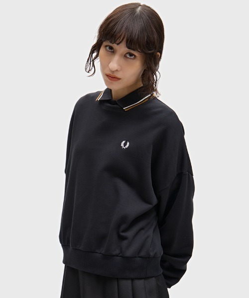 FRED PERRY(フレッドペリー)の「【先行予約受付中】Tipped Sweatshirt/ティップラインスウェットシャツ(スウェット・レディース・ブラック/ホワイト/コーラル/ピンク/ベージュ/ブラウン/オートミール/ネイビー/ブラウン系その他/ブラック系その他・10)」の14枚目の写真
