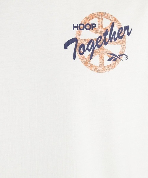 Reebok(リーボック)の「バスケットボール Tシャツ / BB BASKETBALL AAWH HOOP T(Tシャツ/カットソー・メンズ・ホワイト/オレンジ・LARGE/MEDIUM/XX-LARGE/X-LARGE/XXX-LARGE/SMALL)」の7枚目の写真
