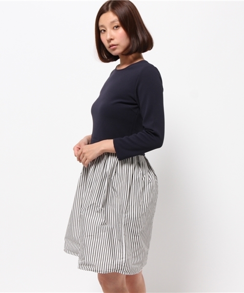OUTLET（アウトレット）の「【Chez toi】リップルSTR切替ワンピース（ワンピース・レディース・ネイビー/オフホワイト・FREE）」の9枚目の写真