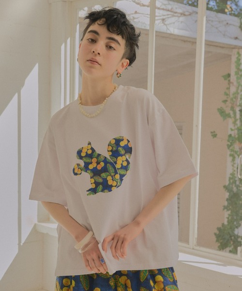 manana suerte（マニャーナスエルテ）の「しっかりとした生地感　オーバーサイズアニマルモチーフTシャツ（Tシャツ/カットソー・レディース・その他3/その他1/その他2・FREE）」の3枚目の写真