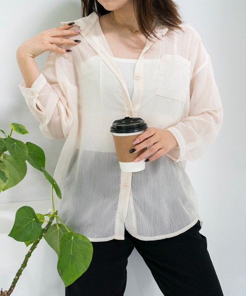 LAC-VERT（ラック・ヴェール）の「ニュアンスカラーシアーシャツ（シャツ/ブラウス・レディース・アイボリー/スモークピンク/ダークグリーン/グレー/ベージュ/パープル/モカ/ライトグレー・FREE）」の10枚目の写真
