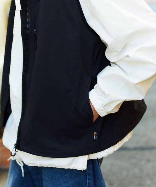 FREAK'S STORE（フリークスストア）の「CORDURA GEAR VEST/コーデュラギアベスト（ベスト・メンズ・オリーブ/ブラック・MEDIUM/LARGE）」の3枚目の写真