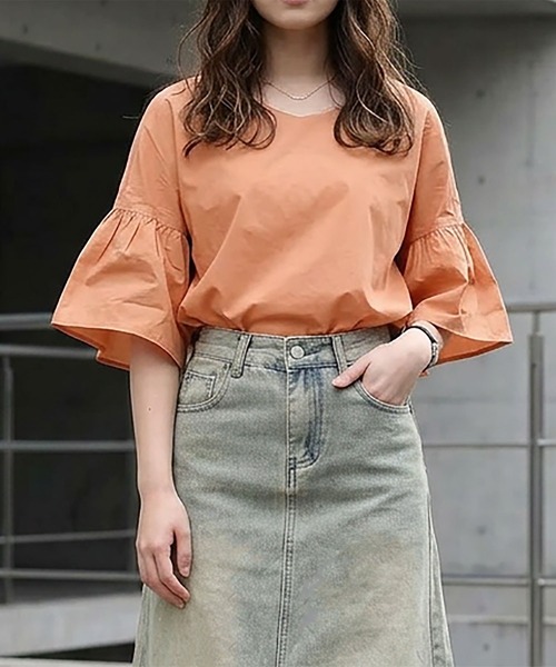 NinaetLina（ニナエリナ）の「フレアスリーブ半袖カットソー（Tシャツ/カットソー・レディース・ブラック/ホワイト/モカ/オレンジ/グリーン・L/M）」の5枚目の写真