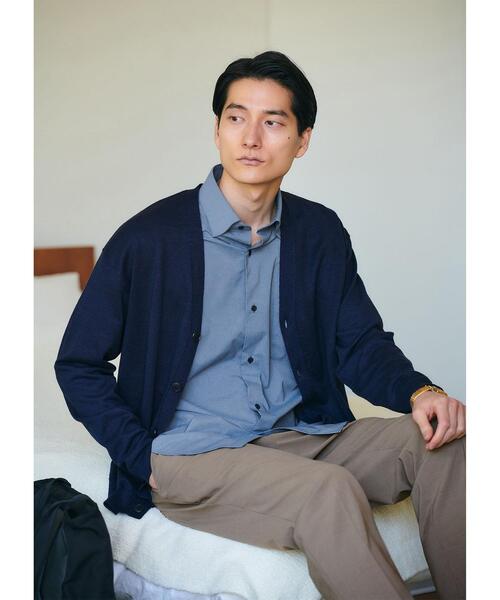 green label relaxing（グリーンレーベルリラクシング）の「リネンポリエステル プレーティング Vネックカーディガン-ウォッシャブル-（Tシャツ/カットソー・メンズ・ネイビー/グレー・XL/S/M/L）」の2枚目の写真
