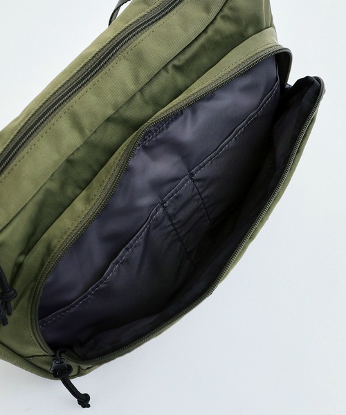 Alpha Industries（アルファインダストリーズ）の「ラウンドショルダーバッグ（ショルダーバッグ・メンズ・オリーブ/ブラック・FREE）」の14枚目の写真