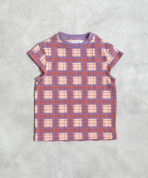 CALMIA（カルミア）の「ソウガラハンソデTシャツ(80～150cm)（Tシャツ/カットソー・キッズ・ラベンダー/チャコール/レッド/オフホワイト・80/90/95/100/110/120/130/140/150）」の4枚目の写真