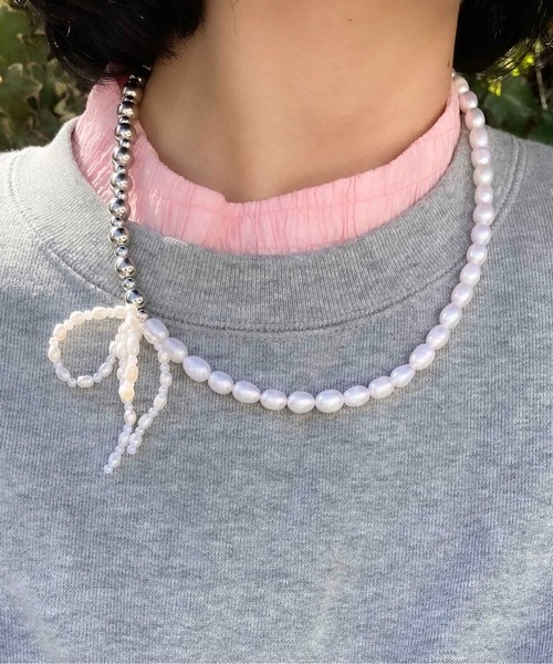 Casselini（キャセリーニ）の「Casselini(キャセリーニ)淡水パールリボンネックレス（ネックレス・レディース・ゴールド/シルバー・FREE）」の7枚目の写真