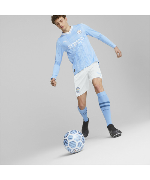 PUMA(プーマ)の「PUMA プーマ メンズ マンチェスター シティFC 2023-24 ホーム レプリカ ユニフォーム 長袖(Tシャツ/カットソー・メンズ・ブルー・LARGE/MEDIUM/X-SMALL/SMALL/X-LARGE)」の3枚目の写真