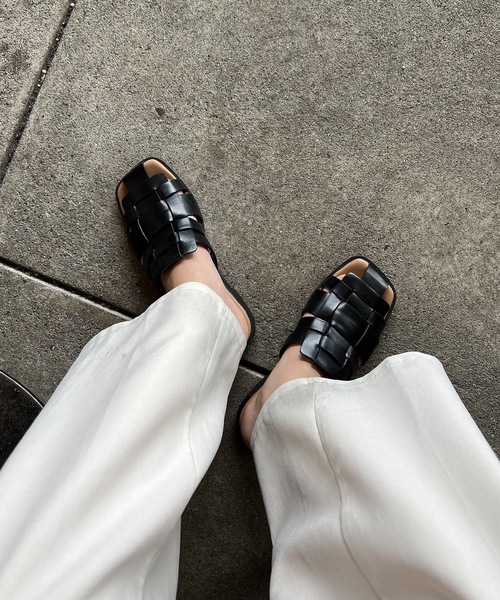 Amiur（エミレ）の「cross pile sandal（サンダル・レディース・アイボリー/イエロー/ブラック・S/M/L）」の6枚目の写真