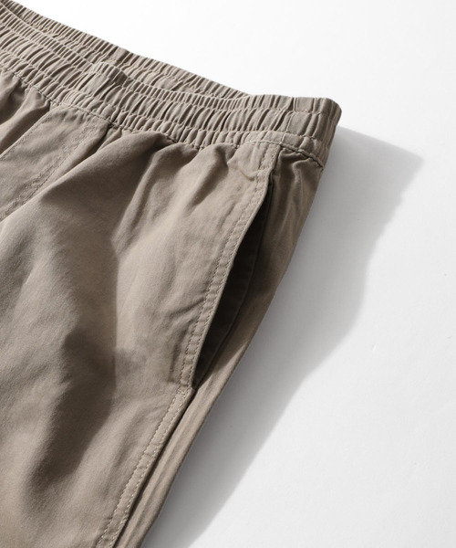 HANES(ヘインズ)の「【Hanes】リラックス ワイド ロゴ 刺繍 ハーフパンツ 【ユニセックス】(チノパンツ・メンズ・ネイビー/ベージュ/ブラック/カーキ・MEDIUM/LARGE/X-LARGE)」の15枚目の写真