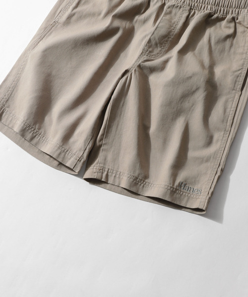 HANES(ヘインズ)の「【Hanes】リラックス ワイド ロゴ 刺繍 ハーフパンツ 【ユニセックス】(チノパンツ・メンズ・ネイビー/ベージュ/ブラック/カーキ・MEDIUM/LARGE/X-LARGE)」の17枚目の写真