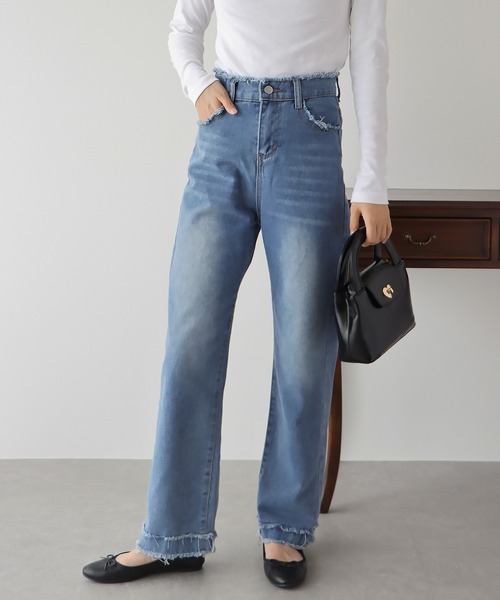 BLUEEAST(ブルーイースト)の「フリンジデニムパンツ(デニムパンツ・レディース・ブルー・SMALL/MEDIUM/LARGE)」の1枚目の写真