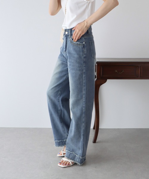 BLUEEAST(ブルーイースト)の「フリンジデニムパンツ(デニムパンツ・レディース・ブルー・SMALL/MEDIUM/LARGE)」の5枚目の写真