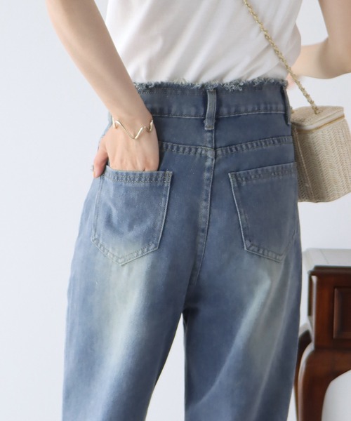 BLUEEAST(ブルーイースト)の「フリンジデニムパンツ(デニムパンツ・レディース・ブルー・SMALL/MEDIUM/LARGE)」の11枚目の写真